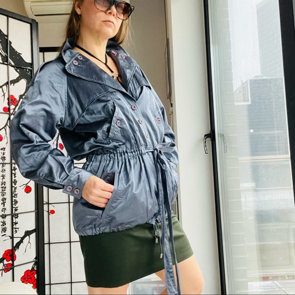 🚢 Reformation Vintage Metallic Belted Satin Trench Coat - Picture 12 of 16